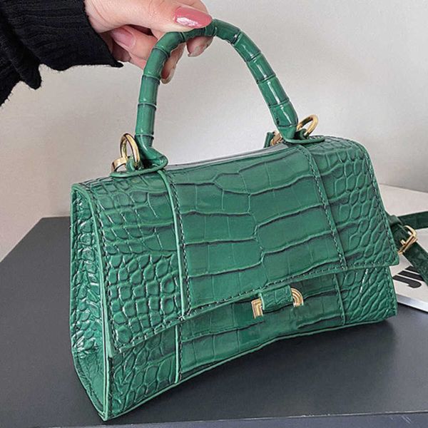 

classic women's hourglass luxury bag female mini handbags brand designer totes evening bags women man casual backpack small square pack, Black;red
