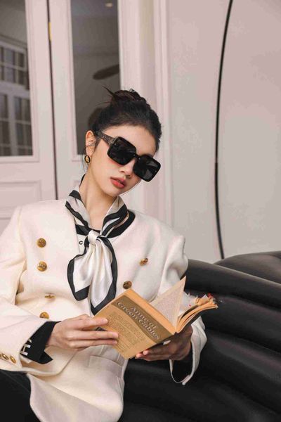 

2023 designer luis vitons sunglasses fourleaf letter fashion large frame women's ins windscreen advanced sensitive polarizer louiseitys, White;black