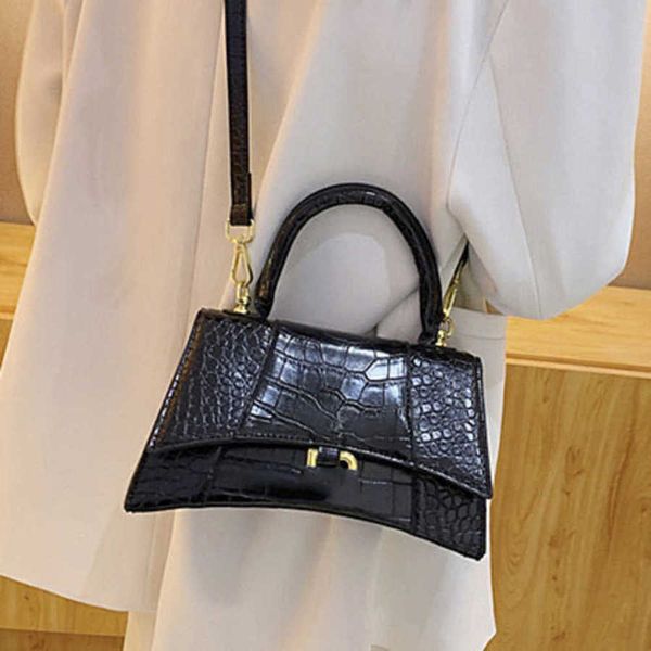 

women's luxury classic hourglass bag female mini handbags letter b brand designer totes evening bags women man casual backpack small sq, Black;red