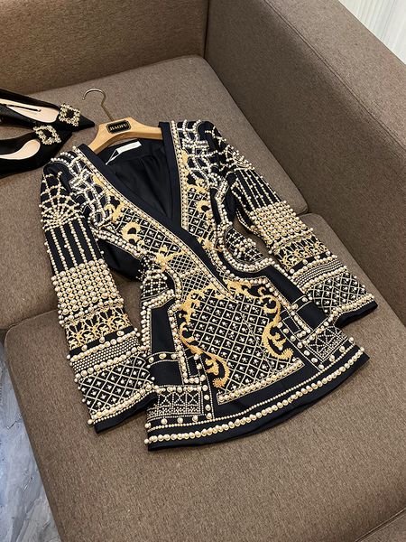 

womens suits blazers fine workmanship luxury beads women coat retro printed vneckline hidden snap ladys fall winter blazer 230817, White;black