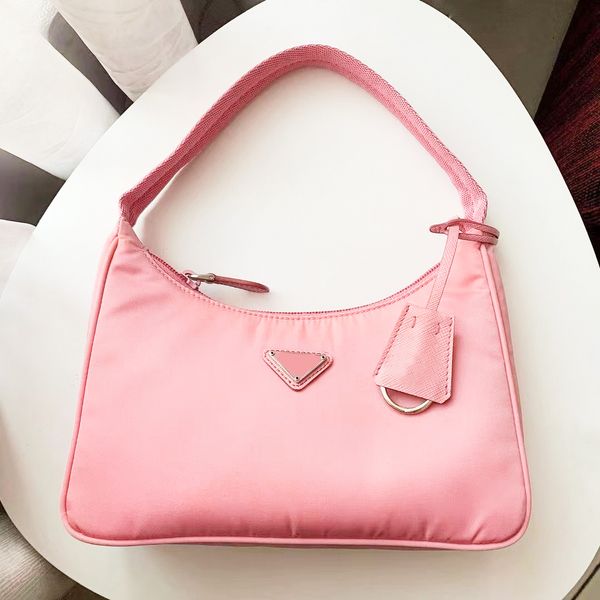

re-edition 2000 2005 triangle mens prad safino bag handle leather saddle luxury shoulder bags womens cross body totes designer handbag fashi
