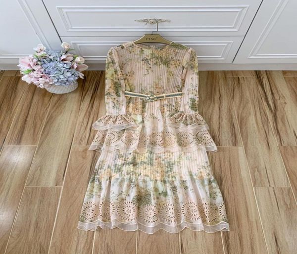

european station retro floral hollowout mosaic lotus sleeve dress ladies elegant pressure pleated holiday dress6337472, Black