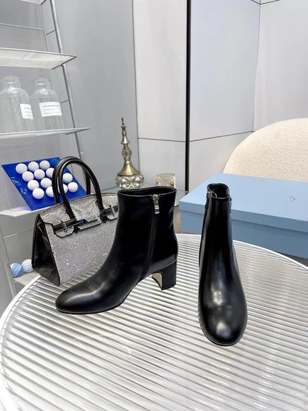 

2023 canvas dirty designer casual shoes screener sneakers woman luxury classic rubber leather distressed shoe flat platform low 0815, Black