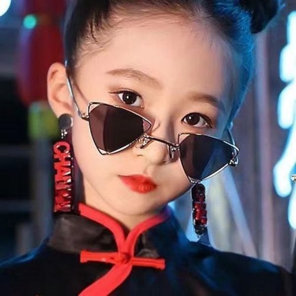 

children quality designer sunglasses for kids classic eyeglasses fashion goggle outdoor beach sun glasses for children mens woman triangular, White;black