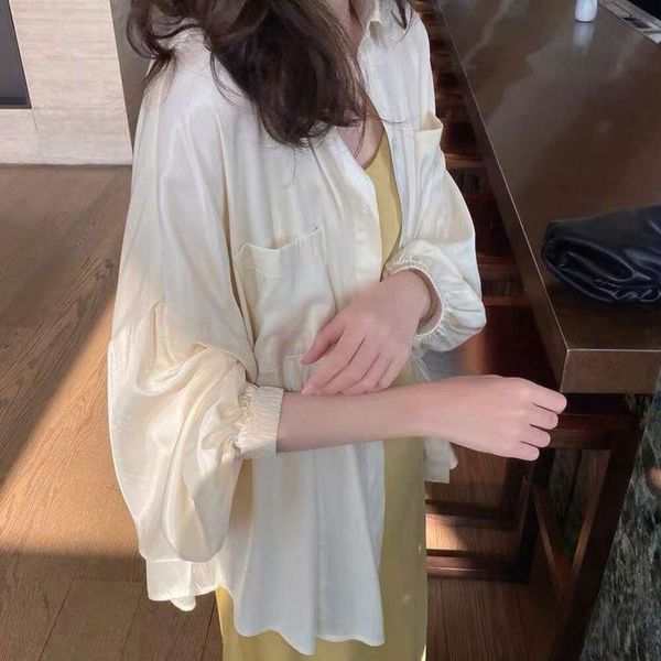 

korean version of the jade sauce sunscreen shirt for women spring and summer loose lazy style girlish, White