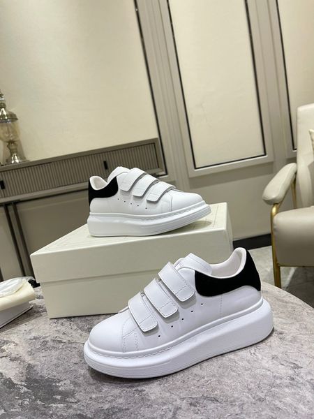 

luxury designer flat sneaker virgil trainer casual shoes denim canvas leather white green red blue letter overlays 0815, Black