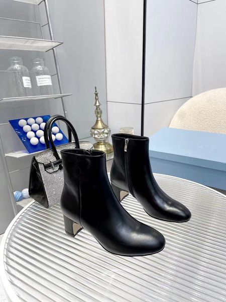 

2023 luxury mens casual shoes calfskin banded designer sneaker white black grey blue with dust bag fashion leather low men women 0815