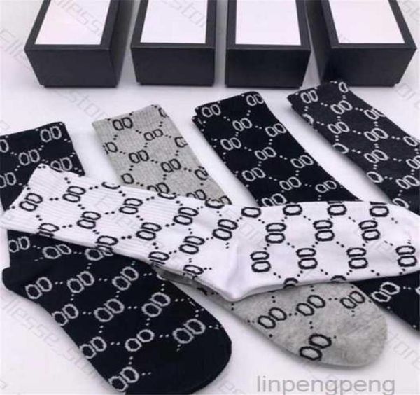 

men039s socks designers mens womens five pair luxury sports winter mesh letter printed tiger head sock embroidery cotton with b1529799, Black