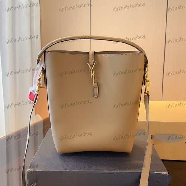 

womens small bucket bag shoulder bag solid leather hardware metal clutch luxury handbag leather shoulder strap crossbody bag travel bags mob