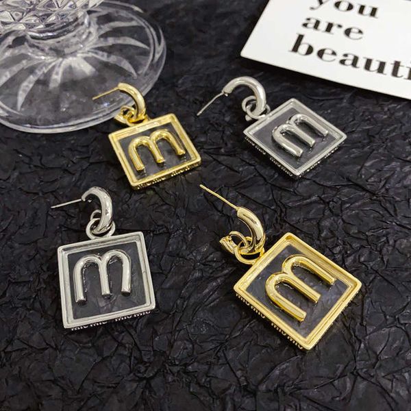 

brand designer miumiu fashion earrings letter m exaggerated square transparent acrylic advanced design sense earrings new earnail jewelry ac, Golden