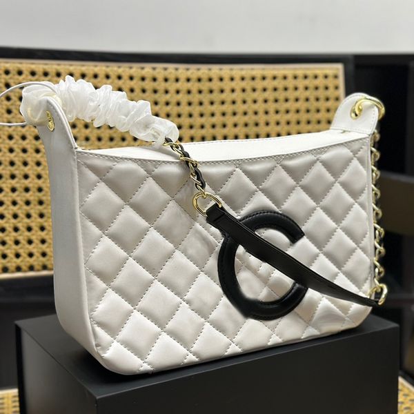 

stylish womens shoulder bag underarm bag solid color leather diamond fine embroidery hardware metal matelasse chain handbag crossbody sacoch
