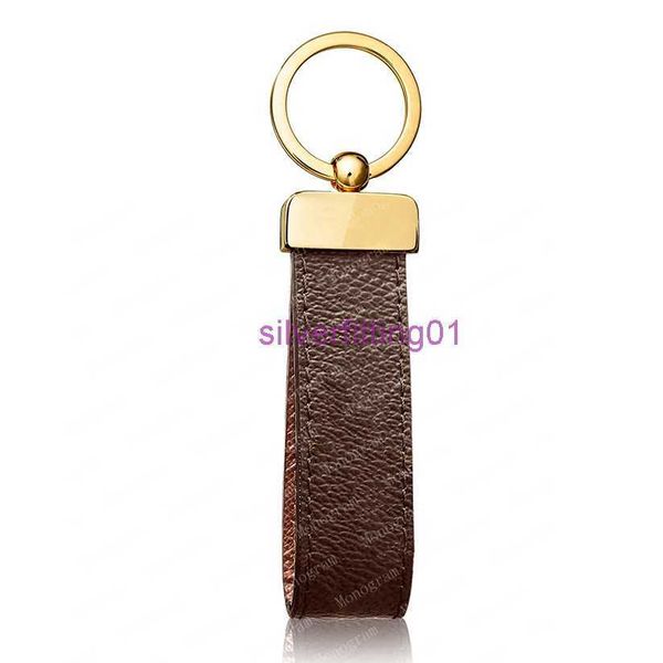 

2023 designer keychain key chain buckle lovers car keychain handmade leather keychains men women bags pendant accessories 5 color 65221, Silver