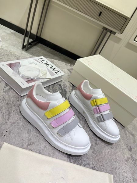 

luxury designer flat sneaker virgil trainer casual shoes denim canvas leather white green red blue letter overlays fashion platform mens wom, Black