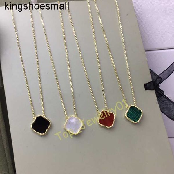 

designer jewelry clover necklace pendant luxury designer necklaces inlaid with natural agate white shell material non allergic sweat resista, Silver
