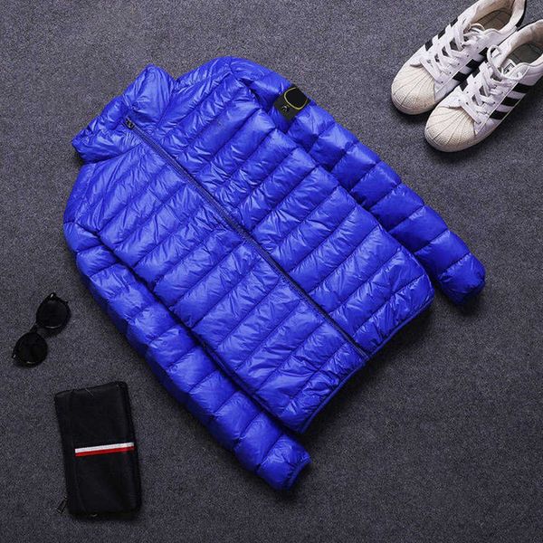 

2023 fashion light jacket men's autumn and winter luxury trend thick new short men's cotton-padded coat fashion trend with hood wi, Black