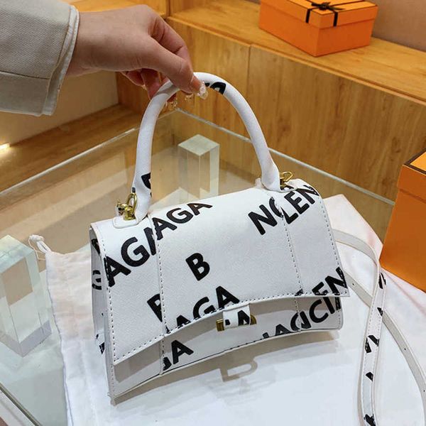 

women's fashion luxury hourglass bag female mini handbags letter b brand designer totes evening bags women man casual backpack small sq