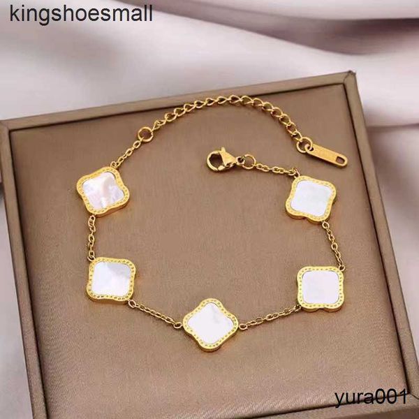 

2023 luxury van clover bracelet designer bracelet classic charm bracelets 4 four leaf 18k gold mother of pearl for women wedding designer je, Golden;silver
