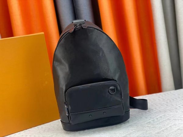 

design luxury black men's shoulder bag soft cow leather made storage space m46107