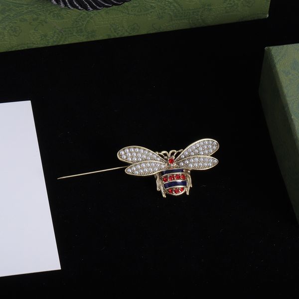 

2023 fashion color bee pearl brooch designer brooch brooches designer jewlery gift, Golden;silver