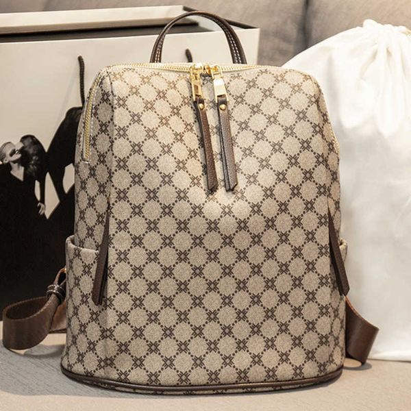 

leather backpack women's new versatile travel high capacity trend