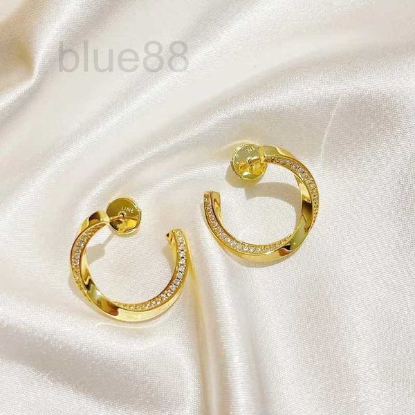 

charm designer c-shaped rhinestones, silver needle earrings, triumphal arch, fashionable and versatile brass material, niche design earrings, Golden