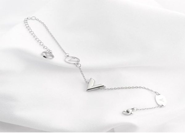 

designer jewelry golden bracelets necklace earrings charm round letter l home women bracelet link luxury designer hollow birthday 7310533, Golden;silver