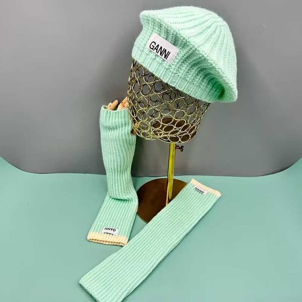 

2023 designer new multi-colored beret gloves fall winter thermal label matching dopamine girls wearr2bx, Blue;gray