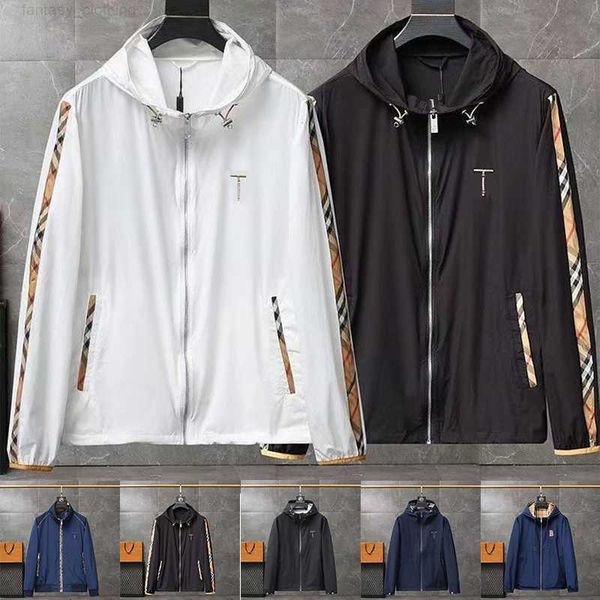 

classic plaid mens hooded jacket designer jacket men fashion casual windbreaker spring summer thin coat, Black;brown