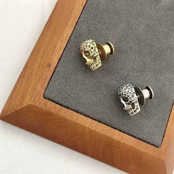 

fashion designer alexander queen skull full diamond brooch for women with a high-end sense of individuality style ghostly design and decorat, Gray