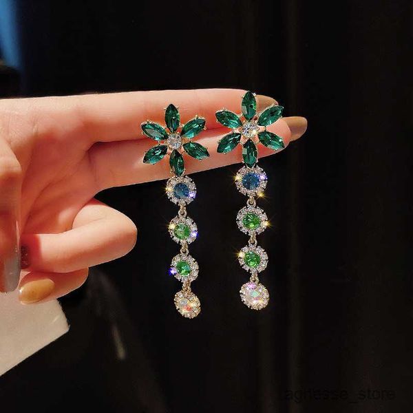 

charm hanging earrings retro long tassel earrings feminine temperament coconut s925 silver needle 2023 new fashion jewelry r230830, Golden