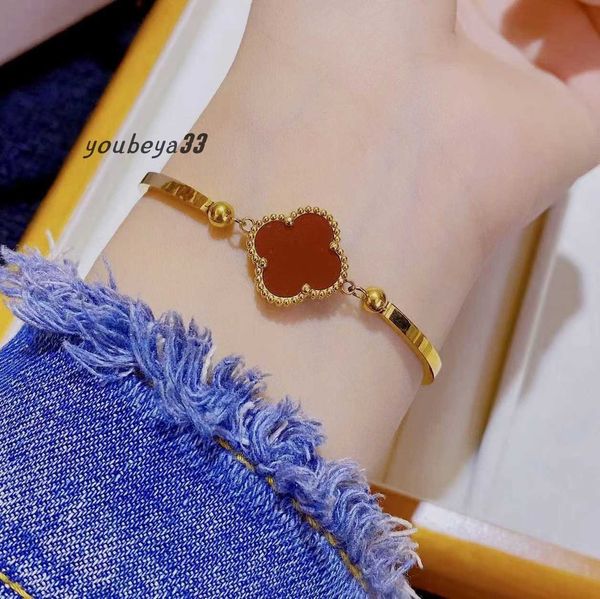 

designer bracelet classic 4/4 leaf clover bracelet 18k gold onyx shell mother of pearl women girls wedding mother's day jewellery women, Golden;silver