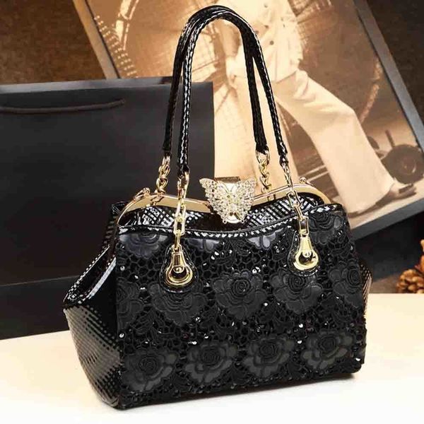 

evening bags fashionable women handle bag soft luxury patent leather lace sequins clip clutch elegant madam handbag and purse 2023 230818