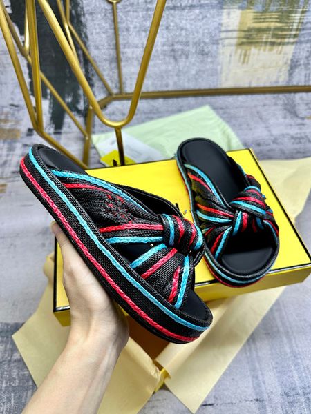

luxury sandals genuine leather beach slipper designer slides leather classic ladies sandal summer flat shoes fashion beach women slippers le, Black