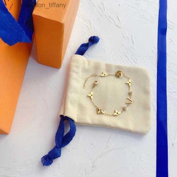 

classic bracelets bangle 18k gold plated stainless steel flower letter pendants lovers gift wristband cuff chain women bracelet for birthday, Black