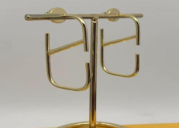 

women charm earrings fashion designer casual ear studs luxurys brands dangler gold letters eardrop jewelry5065098, Golden