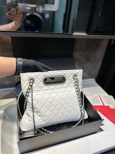 

luxury designer women's luxury pearl bag large capacity classic vintage fashion versatile handheld crossbody bag size 32 * 25