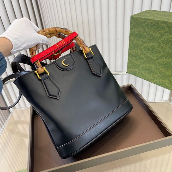 

designer bag shopping bag diana bamboo handle handbag classic luxury bamboo knot bag leather tote bag men and women handbag shoulder crossbo