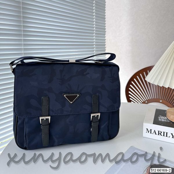 

pa --03 designer bag, messenger bag, nordic minimalist design, large capacity bag, b018