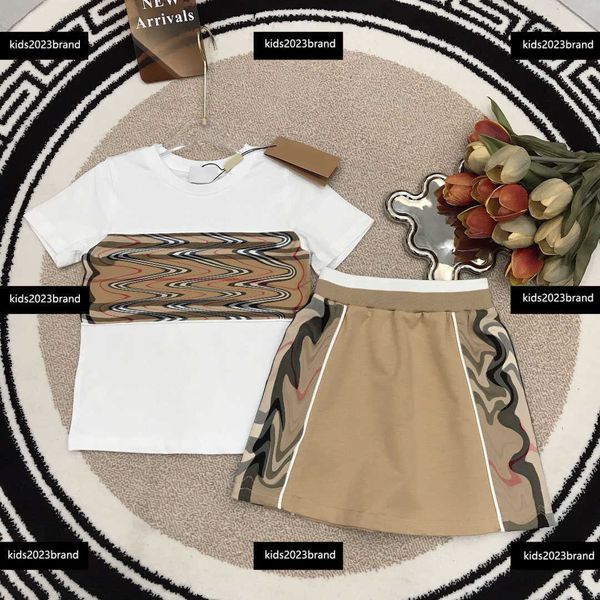 

kids clothes child sets baby 2pcs vogue breathable patchwork t-shirt and plaid skirt new arrival size 100-150 cm mar10, White