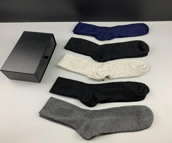 

2021 new gift box set designer mens socks business fashion letter casual pure cotton sports winter men stockings126826619754, Black