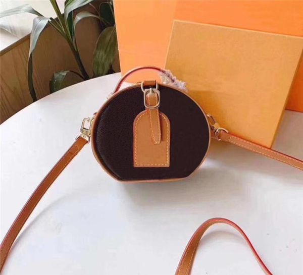 

kids deaigner purses fashion baby girls mini princess bags classic printing handbags pu leather shoulder strap childr7489457, White