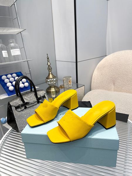 

women men slippers sandals beach luxury designers summer fashion graffiti flops leather lady slipper shoes 0815, Black