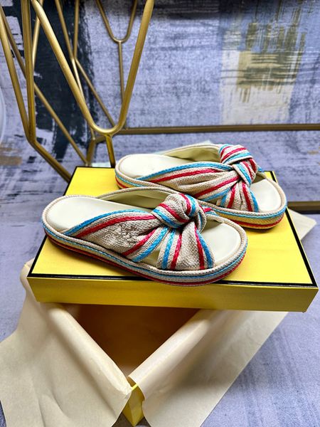 

luxury sandals genuine leather beach slipper designer slides leather classic ladies sandal summer flat shoes fashion beach women slippers le, Black