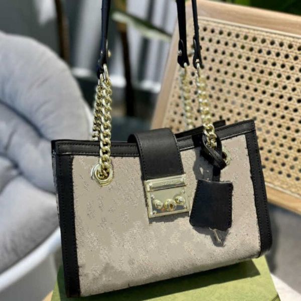 

designers luxury chain bag women's tote handbag crossbody bags women handbags padlock buckle inner double pocket classic letter prints