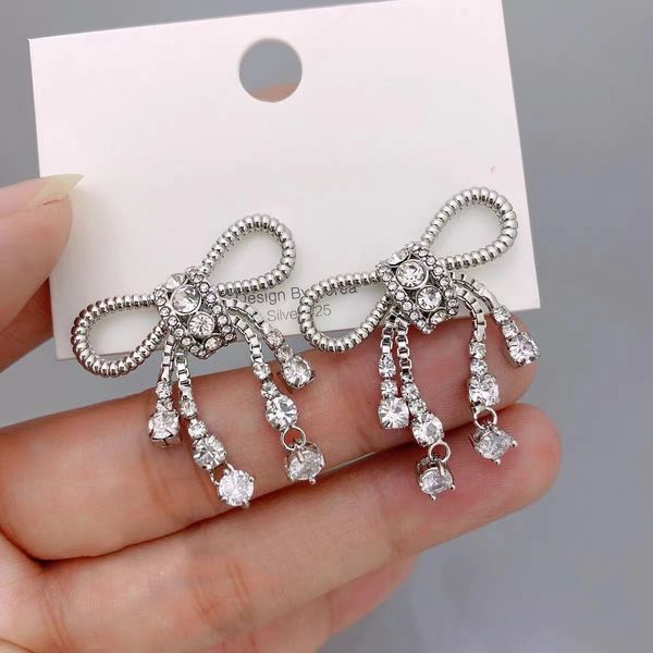 

2023 new mi bow tassel earrings lin xiaozhai with sweet flash diamond high-grade design light luxury earrings, Golden;silver