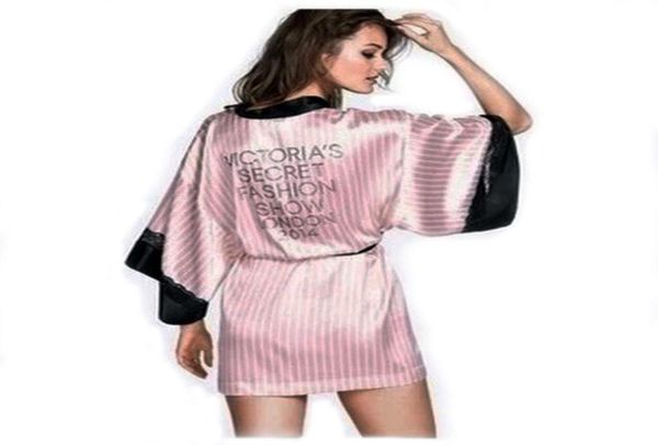 

wholesale- catwalk models pyjamas women rhine silk pajamas tracksuit lace nightgown nightgown two-piece robe lucky a00085893219, Black;red