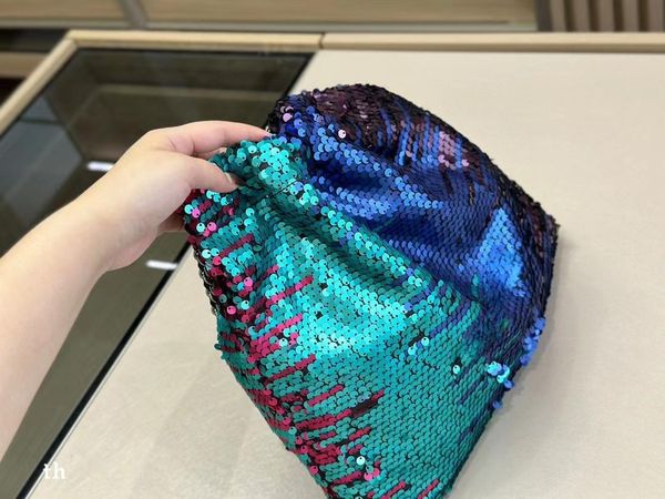 

designer bag 22bag drawstring sequin shopping bag crossbody designer bag handbag channel bag luxury handbag shoulder chain classic quilted w