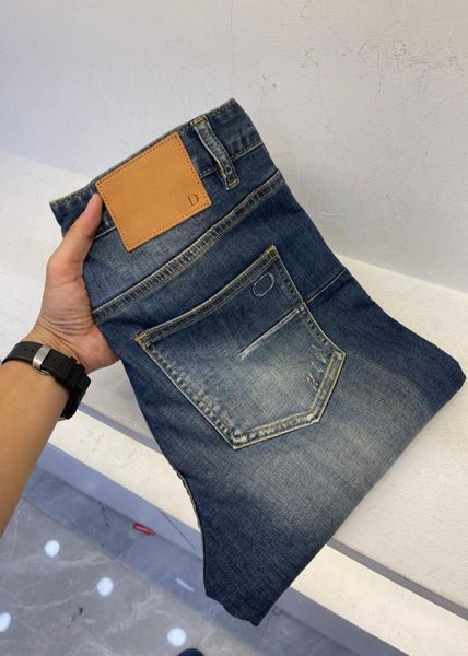 

2022 autumn and winter mens designer jeans washing process stretch material fashion luxury men casual blue jea7984189