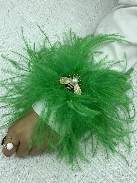 

five fingers gloves feather cuffs for sleeves fashion bee accessories luxury fluffy ostrich wrist women slaps bracelets 230818, Blue;gray
