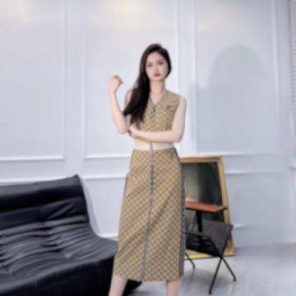 

23 autumn/winter new gg all over jacquard letter co branded half skirt set fashion slim women's style, White;black
